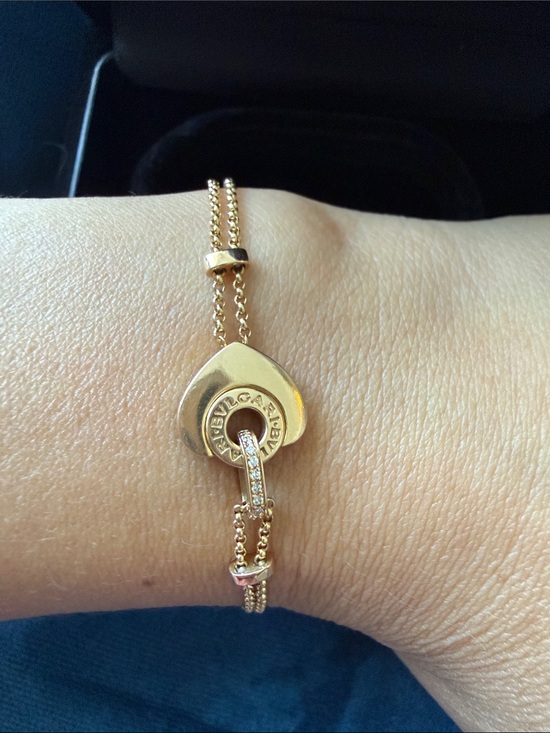 BVLGARI Jewelry - Bvlgari Cuore Bracelet Diamond Mother of Pearl 18K Rose gold -